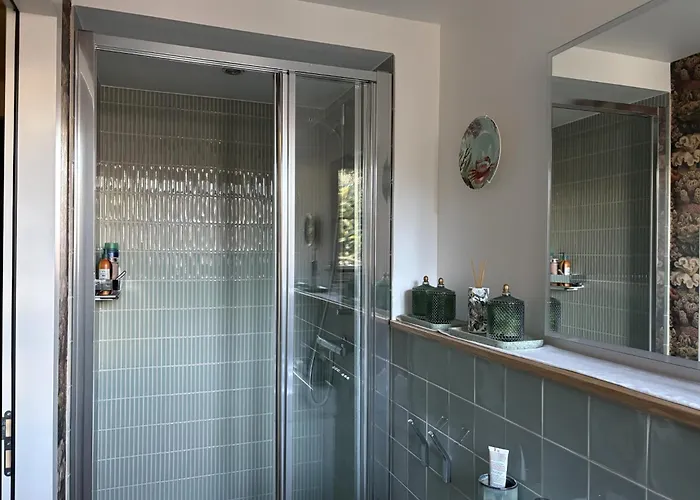 Le Cabinet De Curiosites De Natacha 埃格勒